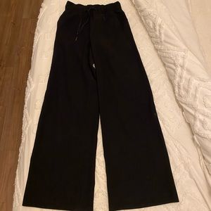 Lululemon pants